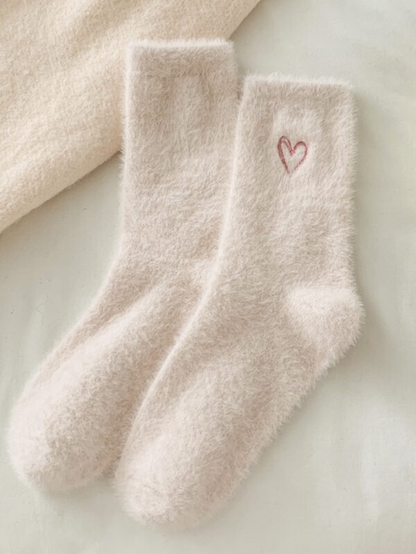 Varme Bløde Fuzzy Damesokker med Hjerte mønster, Pastel Pink