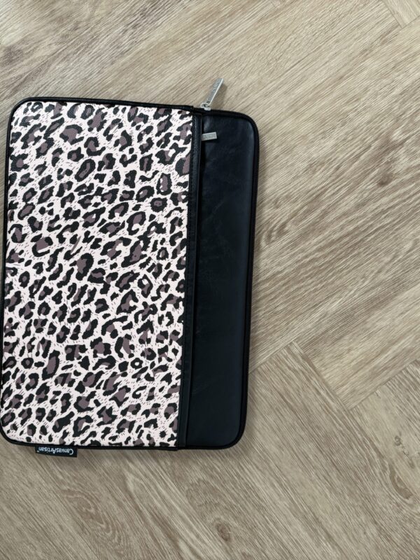 Leopard look kvalitets Sleeves til din 13" PC/Tablet - sort/hvid