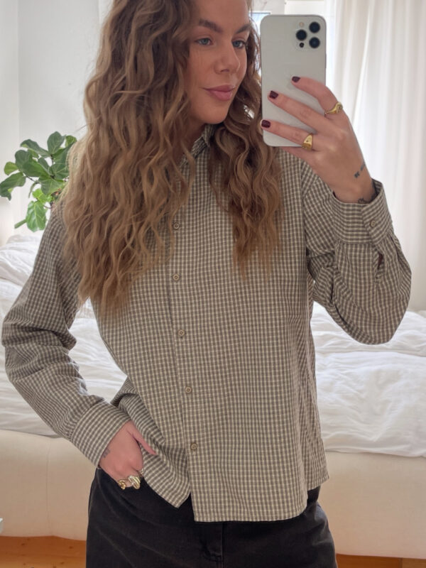 LILY cropped skjorte med ternet mønster - apricot